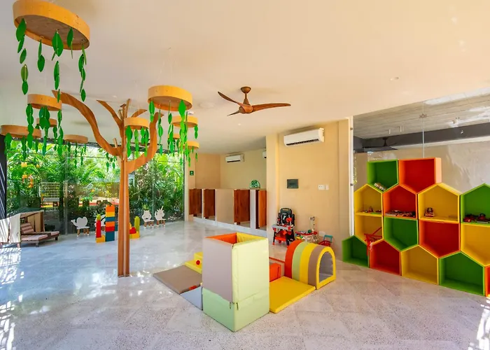 Modern Retreat With Private Garden And Jacuzzi *